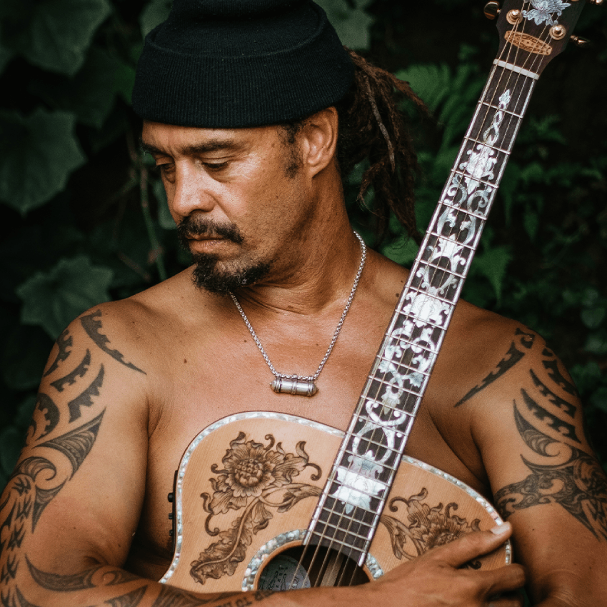 Michael Franti & Spearhead